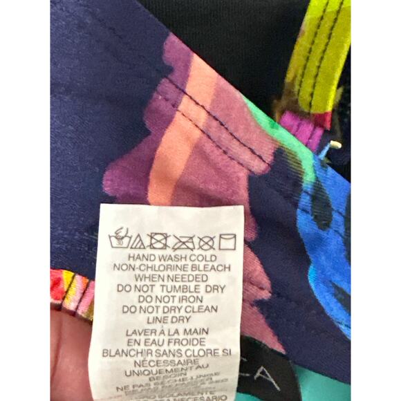 La Blanca By The Sea Peekaboo Swimsuit Multicolor Floral Keyhole Cutout Size 10 - Picture 12 of 13